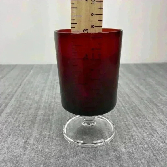 Ruby Red wine glasses clear‎ stems France 4.5” tall set of 3 - Picture 6 of 8